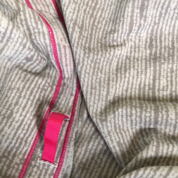 Lululemon Infinity scarf - Picture 7 of 7